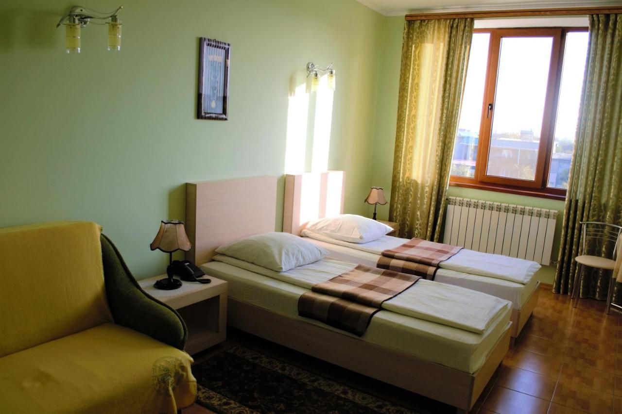 Hotel Aquarius تشورنومورسك المظهر الخارجي الصورة